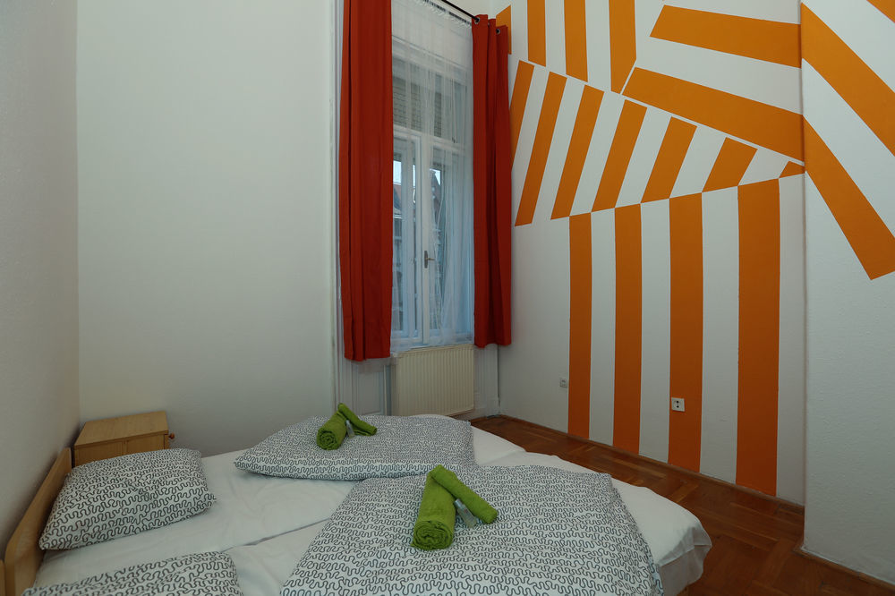 Westend Minihotel Budapest Ngoại thất bức ảnh